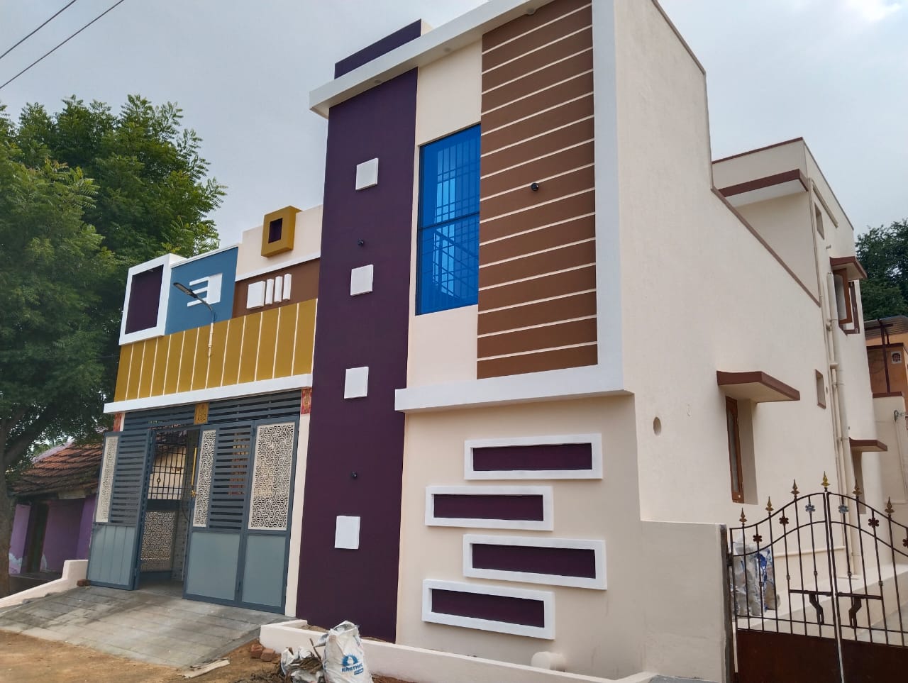 Sustainable home construction services by Green Home Builders for eco-friendly living